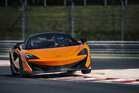 McLaren 600LT circuit