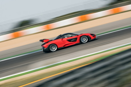 McLaren Senna