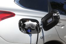 Mitsubishi Outlander PHEV 2019 charge