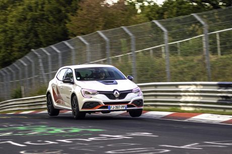 voiture télécommandée renault sport