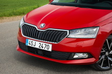 Skoda Fabia 2018 rouge zoom calandre