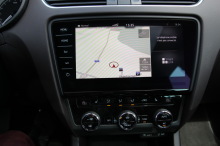 écran tactile Skoda Octavia RS 2.0 TDI DSG 4x4 Combi (2017)