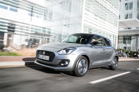 Suzuki Swift 2018 travelling avant gauche