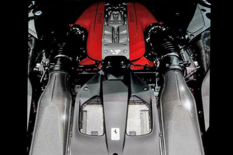 Annonce habillage compartiment moteur Ferrari 812 Superfast : 11 400 €