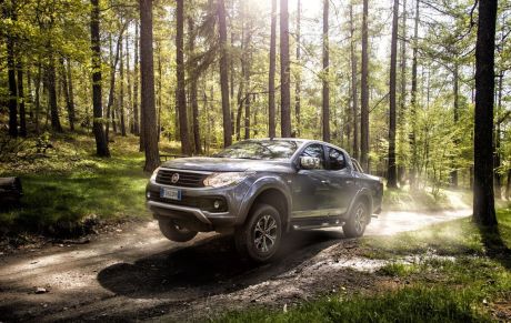 Fiat Fullback (2016) en franchissement