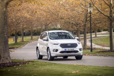 Ford Kuga Flexifuel blanc