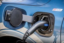 Prise Kuga 2020 hybride rechargeable