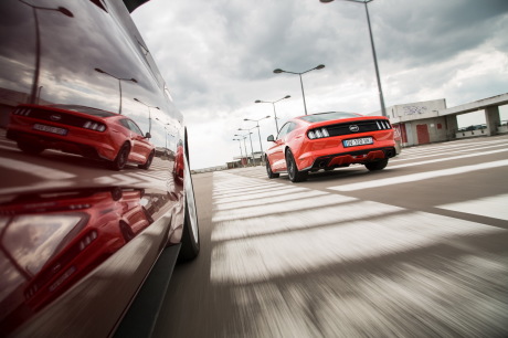 nouvelle mustang vue de dos