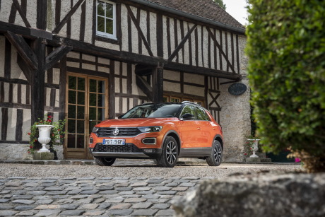 Volkswagen T-Roc orange vue avant