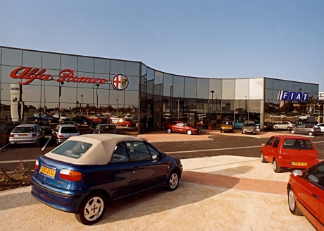 Les Forfaits Futés et la gamme de pièces Classic Line sont réservés aux Fiat, Alfa Romeo et Lancia de plus de 5 ans.