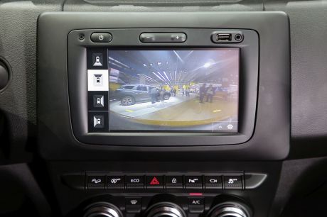 Caméra de recul du nouveau dacia duster 2