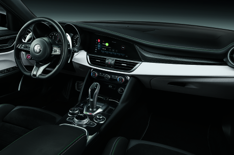 alfa romeo stelvio intérieur