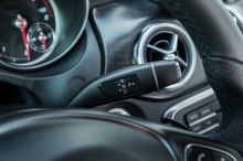 Mercedes GLA restylé : statique intérieur écran GPS caméra de recul
