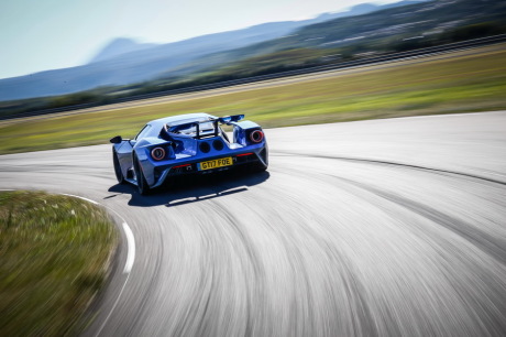 premier essai en france de la supercar ford GT