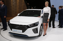 Hyundai Ioniq vue avant