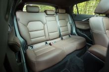 places arriere Infiniti QX30 2.2d