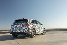 Statique avant devant la mer Kia CEED 2018 Prototype