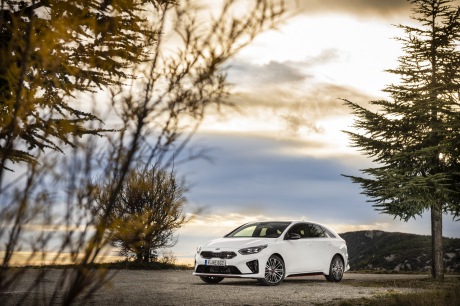 3/4 Vacant Kia Proceed 1.6 T-GDi DCT7 GT