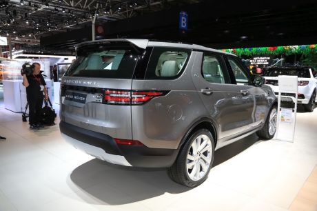 Le Land Rover Discovery 2017 au Mondial de l'automobile.