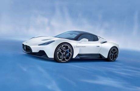 MASERATI mc20