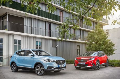 MG ZS électrique vs Peugeot e-2008
