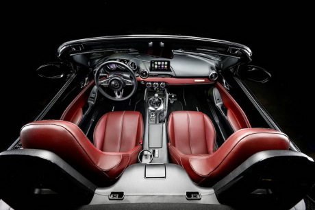 En rouge et noir interieur