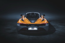 mclaren 720s orange le mans anniversaire arriere