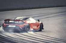 McLaren 765LT poids