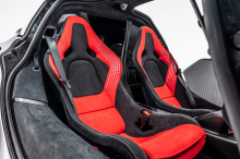 mclaren sabre sieges