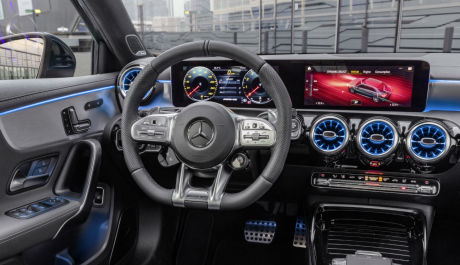 Mercedes A 35 AMG седан