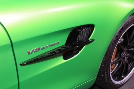 moteur V8 mercedes amg gt r
