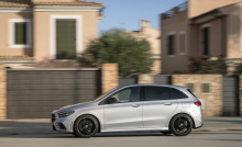 Mercedes Classe B 3 profil gris jantes noires