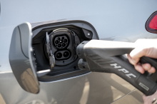 Mercedes CCS combination plug
