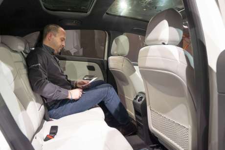 mercedes eqA 2021 presentation places arriere