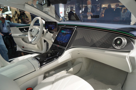 mercedes eqe 2022 interieur