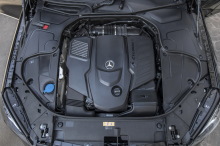 Nouveau moteur six cylindres Mercedes