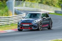 La Mini JCW GP, redoutable avec son quatre-cylindres de 306 ch, restera commercialisée.