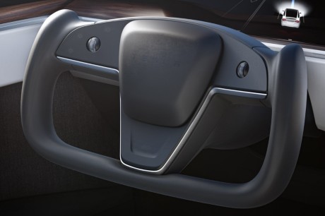 Tesla volant Yoke