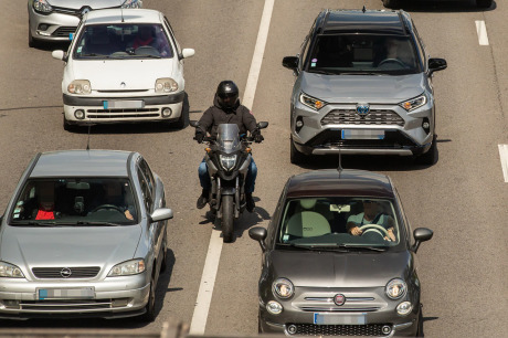 moto interfile peripherique parisien