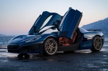 Rimac Nevera portes