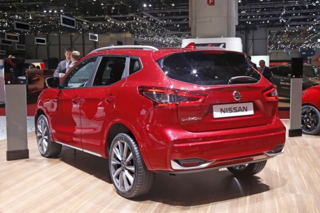 Prix Nissan Qashqai 2019 La Conduite Semi Autonome De Série