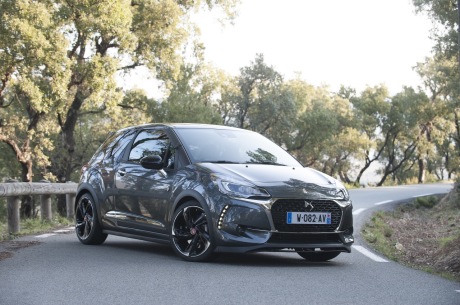 DS3 performance vue avant grise