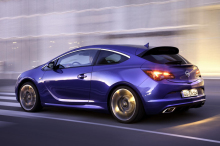 Opel Astra GTC OPC moteur 280 ch