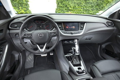 Opel Grandland X planche de bord