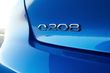 https://www.largus.fr/images/images/txt_peugeot-208-1902styp205-redimensionner.jpg txt_peugeot-208-1902styp205-redimensionner