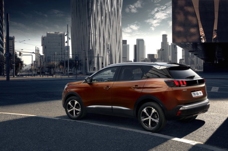 Peugeot 3008 Allure avec option toit Black Diamond vue arrière