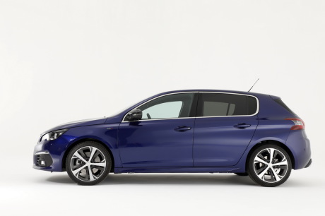 Nouvelle Peugeot 308 2017 vue de profil couleur bleue