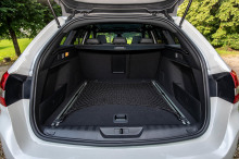 peugeot 308 SW 2017 coffre