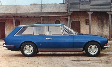 Peugeot 504 Riviera (1971) vue de profil bleue