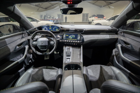 peugeot 508 hybrid R 350 ch habitacle